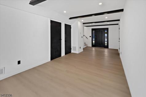 32 Luhman Terrace Secaucus NJ 07094