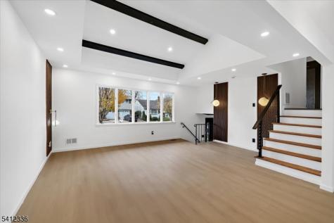 32 Luhman Terrace Secaucus NJ 07094
