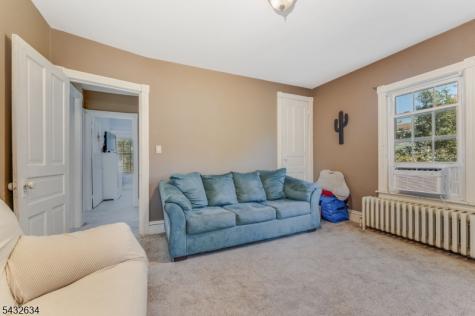 533 North Main Greenwich NJ 08886