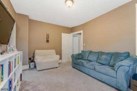 533 North Main Greenwich NJ 08886