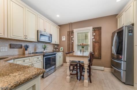 533 North Main Greenwich NJ 08886