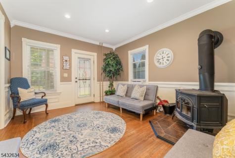 533 North Main Greenwich NJ 08886