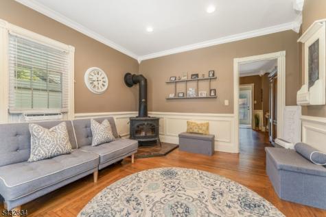 533 North Main Greenwich NJ 08886