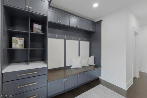 19 Amira Lane Kinnelon NJ 07405