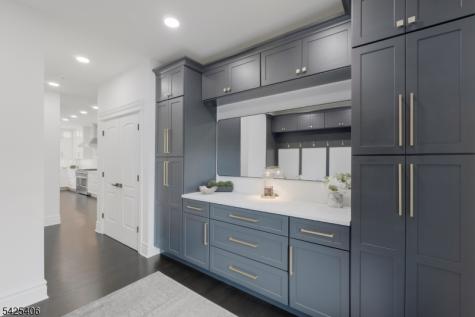 19 Amira Lane Kinnelon NJ 07405