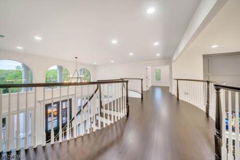 19 Amira Lane Kinnelon NJ 07405