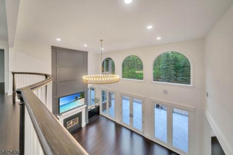 19 Amira Lane Kinnelon NJ 07405