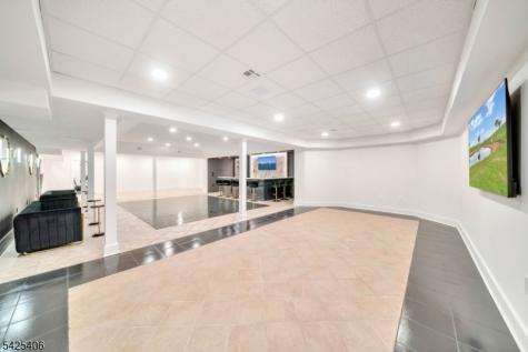 19 Amira Lane Kinnelon NJ 07405