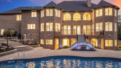 19 Amira Lane Kinnelon NJ 07405