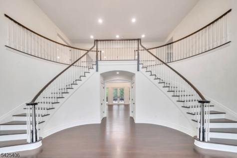19 Amira Lane Kinnelon NJ 07405