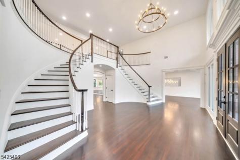 19 Amira Lane Kinnelon NJ 07405