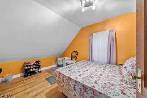 335 Glendale Road North Plainfield NJ 07063