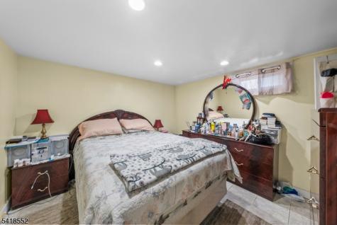 335 Glendale Road North Plainfield NJ 07063