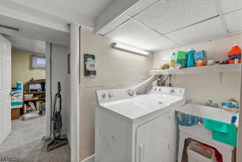 335 Glendale Road North Plainfield NJ 07063