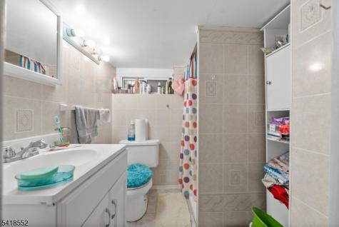 335 Glendale Road North Plainfield NJ 07063