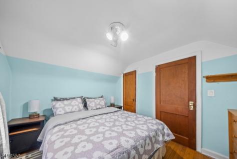 335 Glendale Road North Plainfield NJ 07063