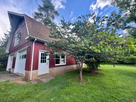 5 Oakura Lane Bedminster NJ 07921