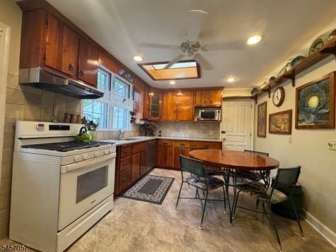 5 Oakura Lane Bedminster NJ 07921