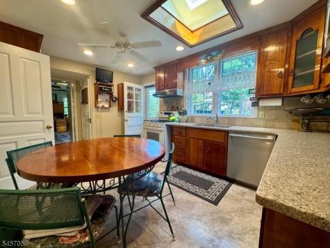 5 Oakura Lane Bedminster NJ 07921