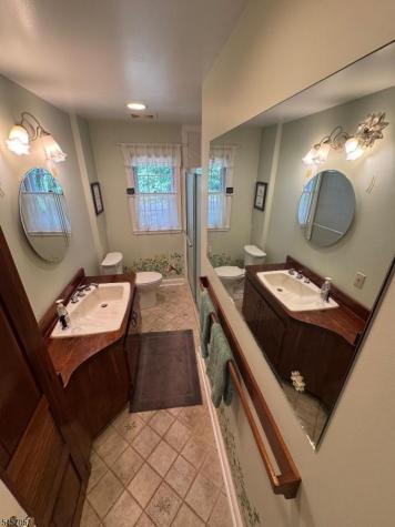 5 Oakura Lane Bedminster NJ 07921