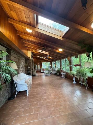 5 Oakura Lane Bedminster NJ 07921