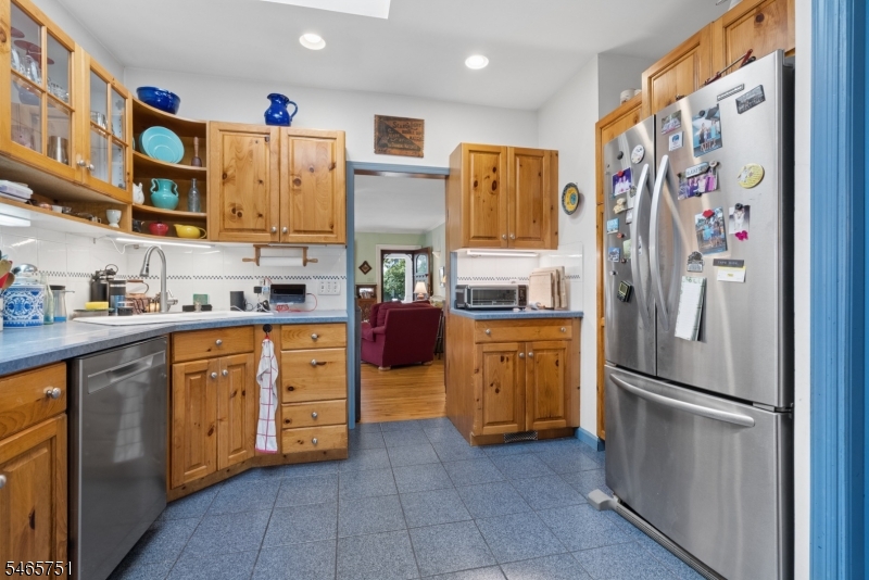 49 Laurel Avenue Franklin NJ 08528