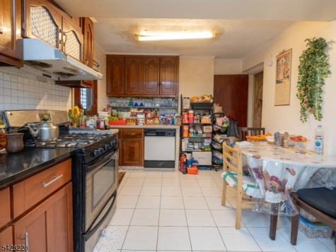 624 Summer Street Elizabeth NJ 07202
