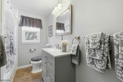 42 Lenox Avenue Green Brook NJ 08812