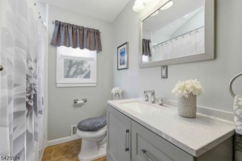 42 Lenox Avenue Green Brook NJ 08812