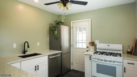 333 Giles Avenue Middlesex NJ 08846
