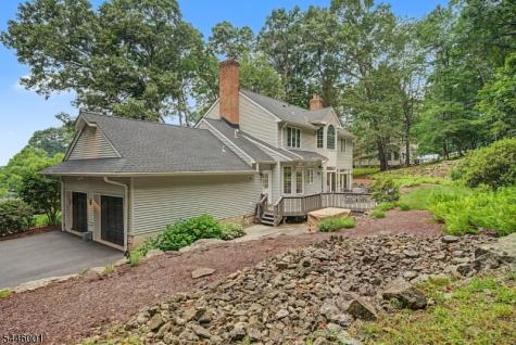 2 Sanford Road Mount Olive NJ 07828