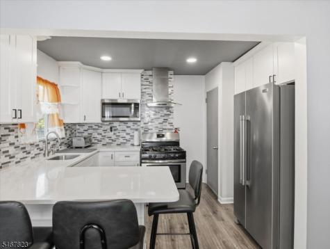42 Telford Street East Orange NJ 07018