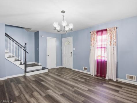 42 Telford Street East Orange NJ 07018