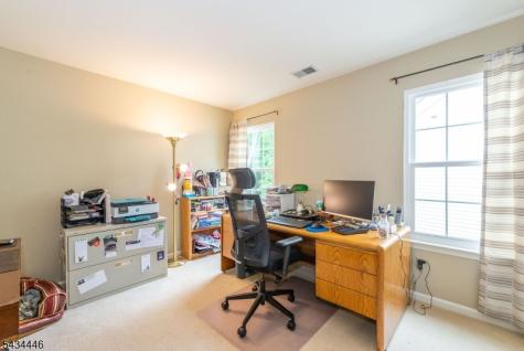 11 Burnham Drive Pequannock NJ 07444