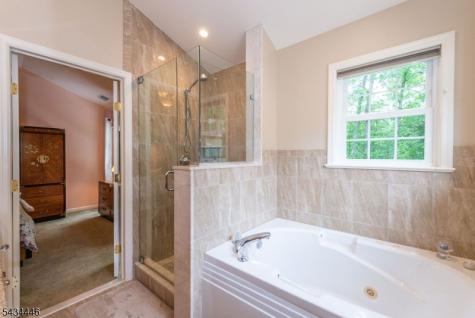 11 Burnham Drive Pequannock NJ 07444