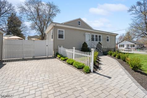 42 Lake Boulevard Aberdeen NJ 07747
