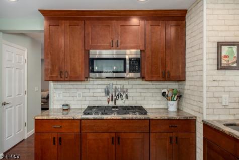 10 Dixon Road Franklin NJ 07416
