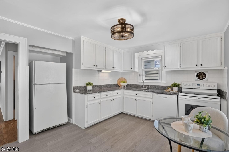 32 N Shore Road Denville NJ 07834