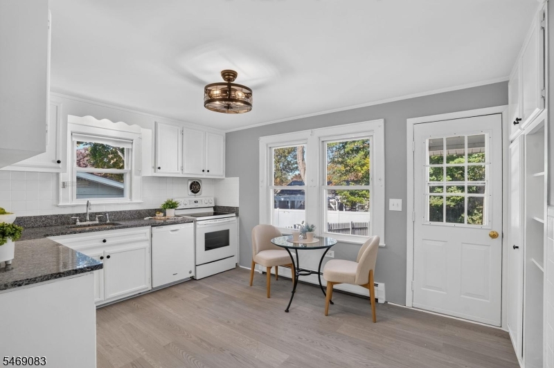 32 N Shore Road Denville NJ 07834