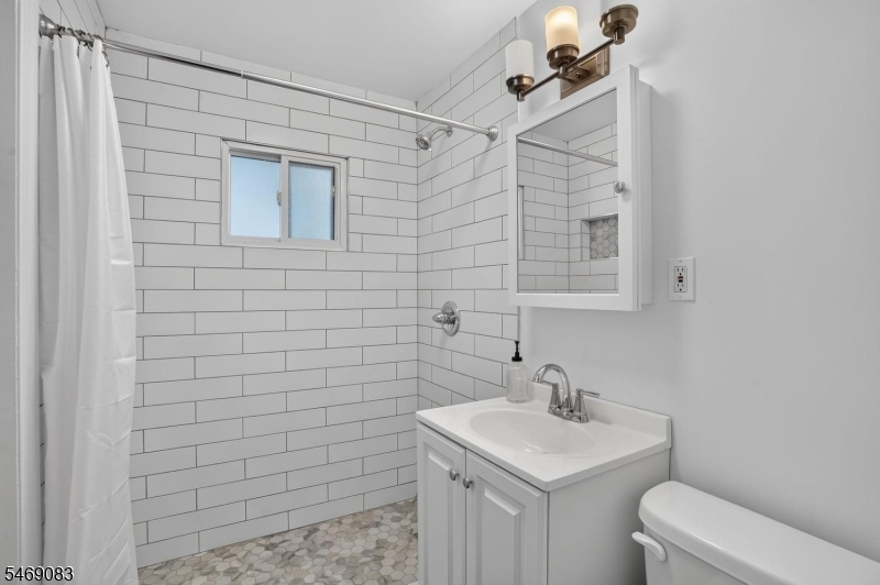 32 N Shore Road Denville NJ 07834