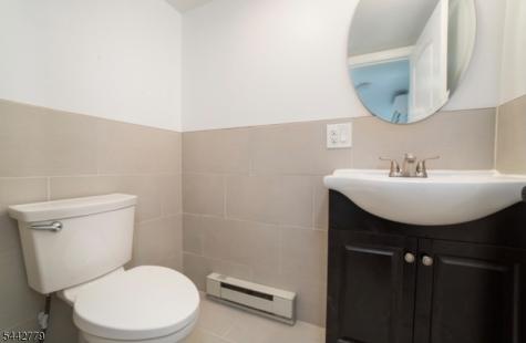 32 E Shore Trail Hardyston NJ 07460