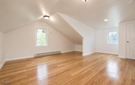 32 E Shore Trail Hardyston NJ 07460