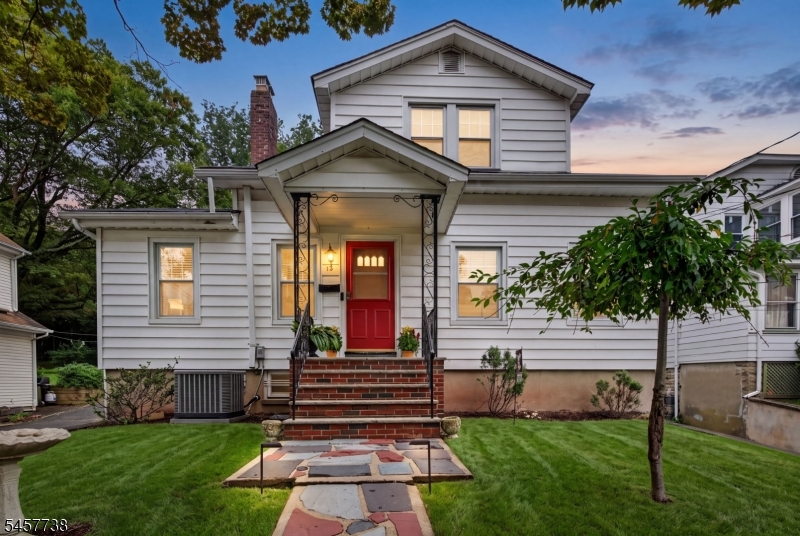 13 Valley Way West Orange NJ 07052
