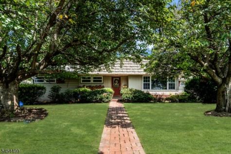 221 Ohio Avenue Pohatcong NJ 08865