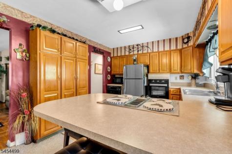 221 Ohio Avenue Pohatcong NJ 08865
