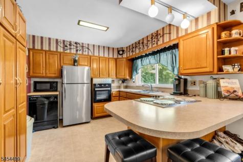 221 Ohio Avenue Pohatcong NJ 08865