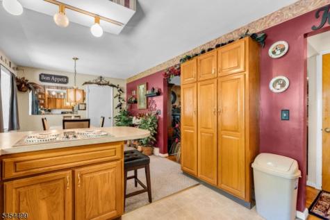 221 Ohio Avenue Pohatcong NJ 08865