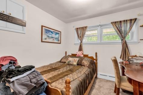 221 Ohio Avenue Pohatcong NJ 08865