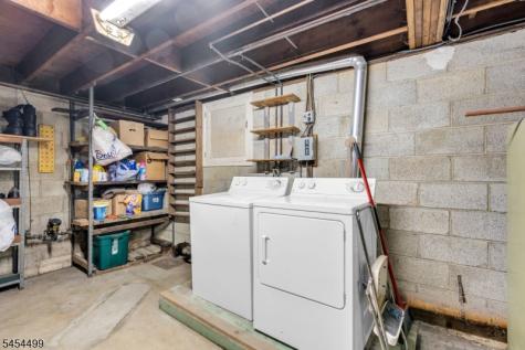 221 Ohio Avenue Pohatcong NJ 08865