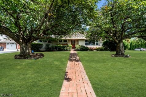221 Ohio Avenue Pohatcong NJ 08865